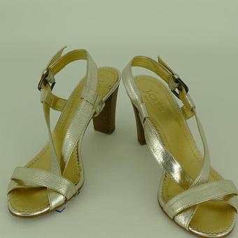 Product - Dazzle Quality Resale Fashions in Hayden, ID Consignment & Resale Stores