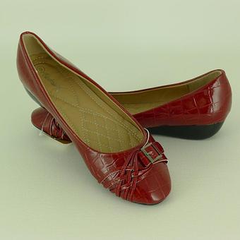 Product - Dazzle Quality Resale Fashions in Hayden, ID Consignment & Resale Stores