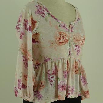 Product - Dazzle Quality Resale Fashions in Hayden, ID Consignment & Resale Stores