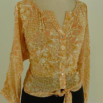 Product - Dazzle Quality Resale Fashions in Hayden, ID Consignment & Resale Stores