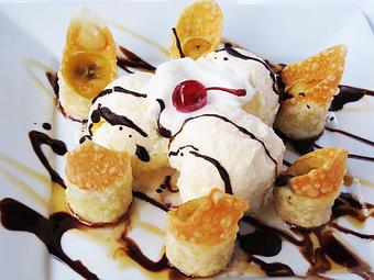 Product: Fried Banana With Home Made Coconut Ice Cream  - De Rice Thai Cuisine in Dallas, TX Thai Restaurants