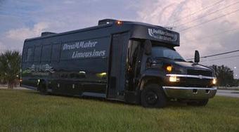 Product - Dreammaker Limousines in Bradenton, FL Limousines