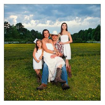 Product: Pungo Farm Family Photo - E-n-E Photography, in Virginia Beach, VA Misc Photographers