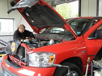 Product - Economy Oil Change in Manchester, CT Oil Change & Lubrication