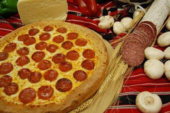 Product - Fast 5 Pizza Colton in Colton, CA Pizza Restaurant