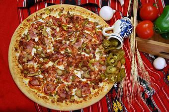 Product - Fast 5 Pizza Colton in Colton, CA Pizza Restaurant