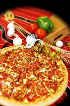 Product - Fast 5 Pizza Colton in Colton, CA Pizza Restaurant