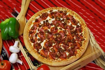 Product - Fast 5 Pizza Norwalk in Norwalk, CA Pizza Restaurant