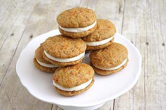 Product: Carrot Cake Cookies with Cream Cheese Filling - Fat Freddy's Catering in Phoenix, AZ American Restaurants