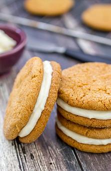 Product: Gnger Snap Cookies with Cream Cheese Filling - Fat Freddy's Catering in Phoenix, AZ American Restaurants