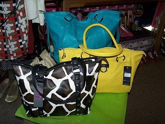Product - Find Your Fashion in Ferndale, WA Fashion Accessories
