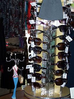 Product - Find Your Fashion in Ferndale, WA Fashion Accessories