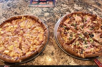 Product: hawaian pizza, meatlovers pizza, breakfast, brunch, lunch, dinner, pizza, diner, food, - Foodys Diner and Pizza House in Tampa - Tampa, FL Bakeries