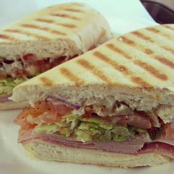 Product - Halsted Street Deli in Vernon HIlls Town Center - Vernon Hills, IL American Restaurants