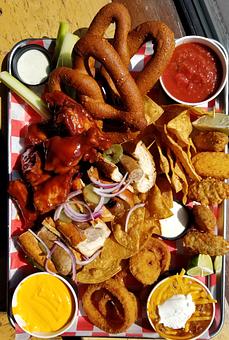 Product - HI and DRY Bowling & Beer in Cleveland, OH Bars & Grills