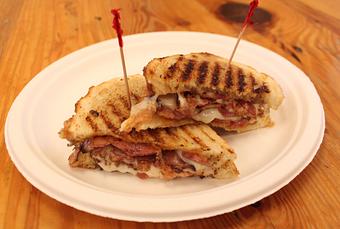 Product: Bacon lovers delight - Hilmar Cheese Visitor Center in Hilmar, CA Coffee, Espresso & Tea House Restaurants