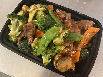 Product: Beef in Garlic Sauce - Hong Kong Chinese Restaurant in North Chesterfield, VA Chinese Restaurants