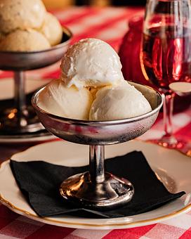 Product: freshly spun vanilla gelato made in house - Il Porcellino in River North - Chicago, IL Italian Restaurants