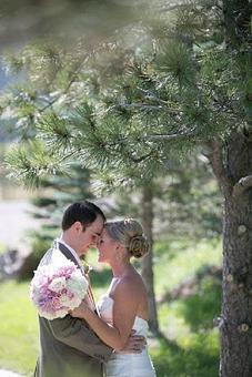 Product: Bridal Hair Jaded Beauty. Photography by Susan Pacek Photography. Spruce Mountain Ranch Colorado wedding - Jaded Beauty in Denver, CO Beauty Salons