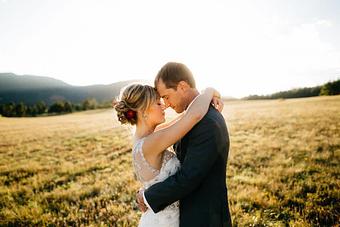 Product: Bridal Hair Jaded Beauty. Photography by The Millers Photography. Spruce Mountain Ranch Colorado wedding - Jaded Beauty in Denver, CO Beauty Salons
