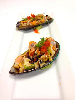 Product: Green Mussel - KYU2 Sushi in Emeryville, CA Japanese Restaurants