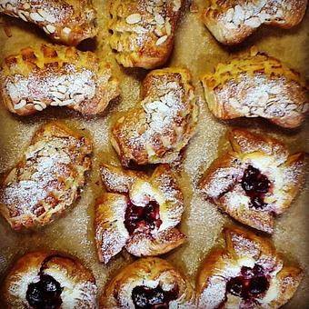 Product - Lake Chelan Artisan Bakery in Chelan, WA Bakeries