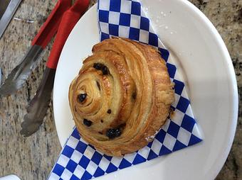 Product: Raisin Roll - Laurent's Le Coffee Shop in Temecula, CA Bakeries
