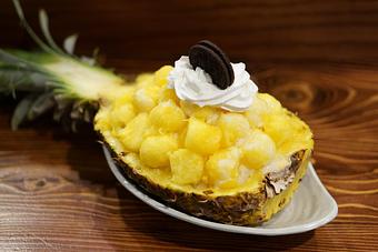 Product: Hawaiian Shaved Ice - Pineapple - Lobstah On A Roll in Back Bay; Newbury Street - Boston, MA American Restaurants