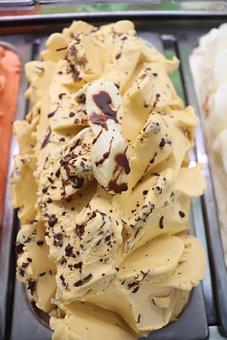 Product: Banana & Chocolate - Mateo's Ice Cream & Fruit Bars in Los Angeles, CA Dessert Restaurants