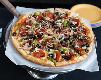 Product: Deluxe Pizza - Mean Mugs Pub in Mentor, OH Bars & Grills