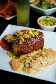 Product - Mezza Grille in Briargrove - Houston, TX American Restaurants