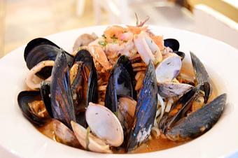 Product - Mojo in Fort Lauderdale, FL American Restaurants