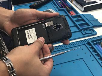 Product - MrFixes - Phone, Tablets, Laptops in Arlington - Arlington, MA Restaurants/Food & Dining