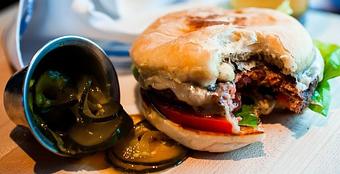 Product: The Saloon Burger - Napa Palisades Saloon in Napa, CA American Restaurants