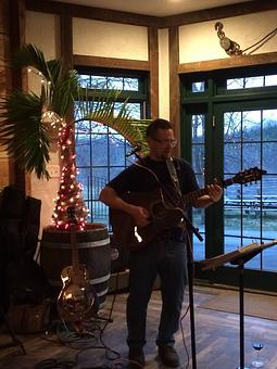 Product: Come and enjoy Deane Kern! - Otium Cellars in Purcellville, VA Bars & Grills