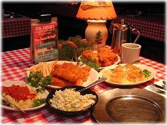 Product: Friday Fish and Chicken Fry. - Paul Bunyan's Cook Shanty in Minocqua, WI American Restaurants