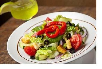 Product: Mixed Lettuce, Tomatoes, Onions, Black & Olives - Piezanos Pizza and Pasta in Boca Raton, FL Italian Restaurants