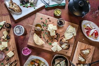 Product - River Roast in Chicago, IL Restaurants/Food & Dining