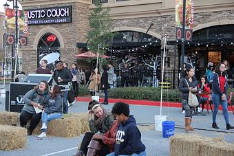 Product - Rustic Couch in Duluth, GA American Restaurants