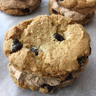 Product - Santa Fe Cookie in Denver, CO Bakeries