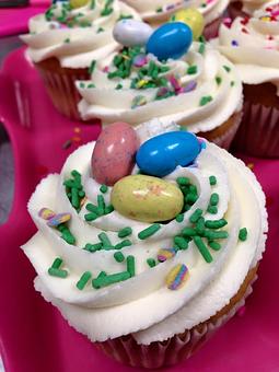 Product: Easter cupcake - Saweet Cupcakes in San Antonio, TX Dessert Restaurants