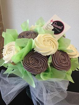 Product: Saweet Mini-Cupcake Bouquet - Saweet Cupcakes in San Antonio, TX Dessert Restaurants
