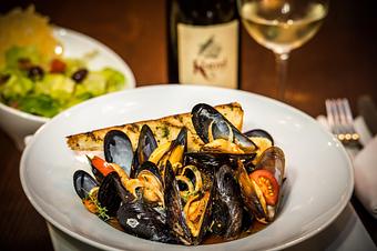 Product - Seaports Restaurant in Seatac, WA Hotels & Motels