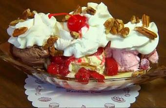 Product - Shady Glen Restaurant and Ice Cream Parlor in Manchester, CT Hamburger Restaurants