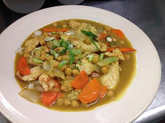 Product: Chicken Curry - Sir Edmond Halley's in Myers Park - Charlotte, NC Hamburger Restaurants