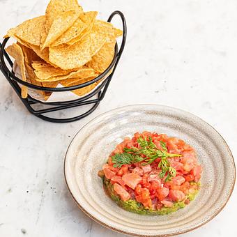 Product: Ahi Tuna & Watermelon Tartare - guacamole, thai chili, house-made chips - Summer House Santa Monica in Lincoln Park - Chicago, IL American Restaurants