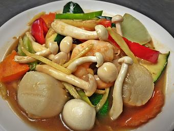 Product: Young Ginger with Scallops - Supannee House of Thai in San Diego, CA Seafood Restaurants