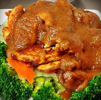 Product: Broccoli Peanut with Chicken - Supannee House of Thai in San Diego, CA Seafood Restaurants