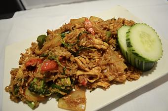 Product: Drunken Fried Rice with Chicken - Supannee House of Thai in San Diego, CA Seafood Restaurants