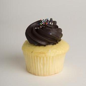 Product - That Takes the Cake in Oakland, CA American Restaurants